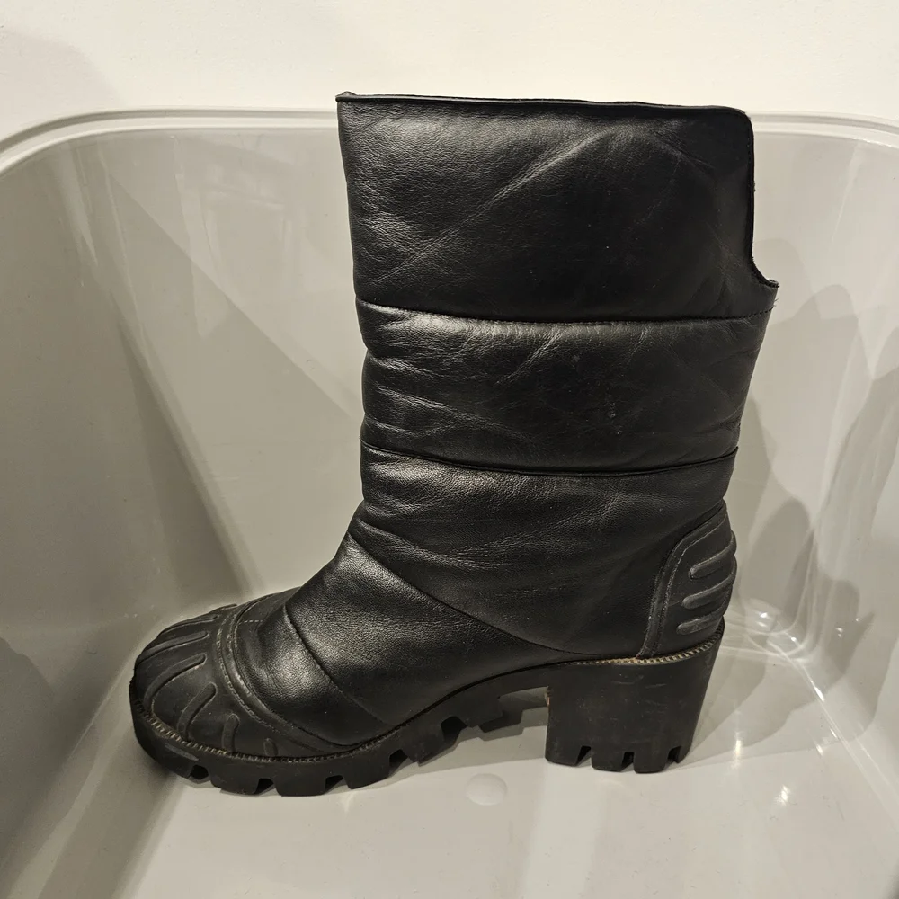 SCHUTZ Black Winter Boots